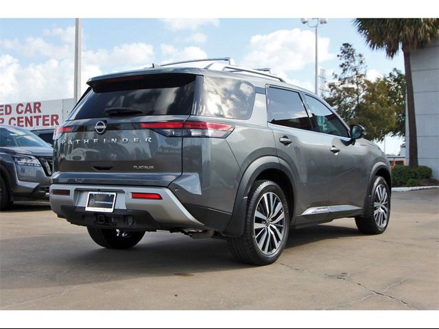 2022 Nissan Pathfinder Platinum