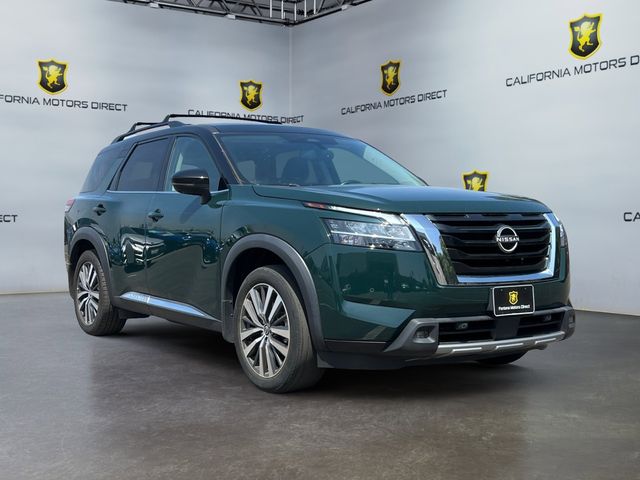 2022 Nissan Pathfinder Platinum