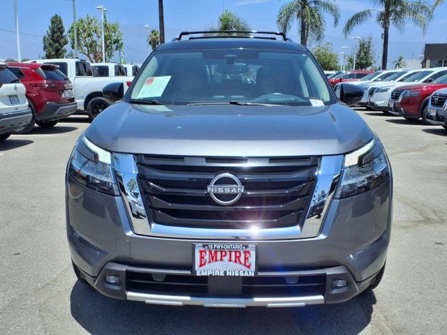 2022 Nissan Pathfinder Platinum