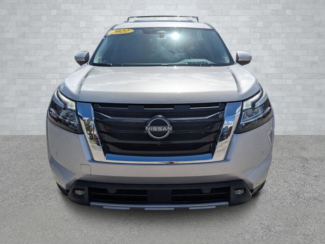 2022 Nissan Pathfinder Platinum