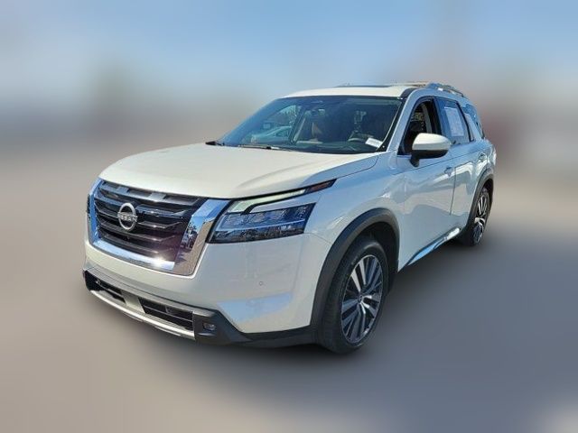 2022 Nissan Pathfinder Platinum