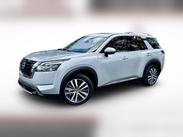 2022 Nissan Pathfinder Platinum