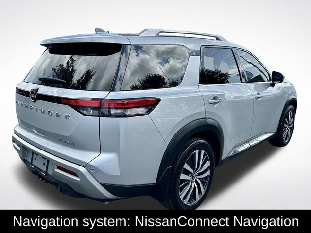 2022 Nissan Pathfinder Platinum