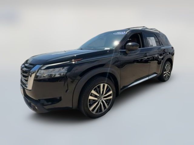 2022 Nissan Pathfinder Platinum