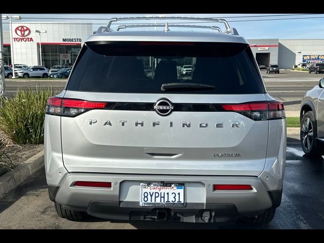 2022 Nissan Pathfinder Platinum