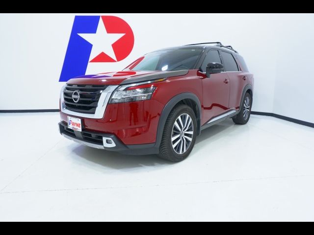 2022 Nissan Pathfinder Platinum