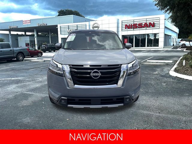 2022 Nissan Pathfinder Platinum