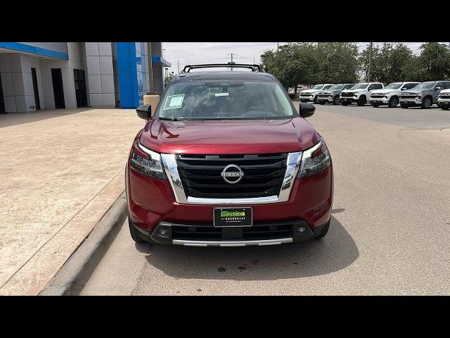 2022 Nissan Pathfinder Platinum