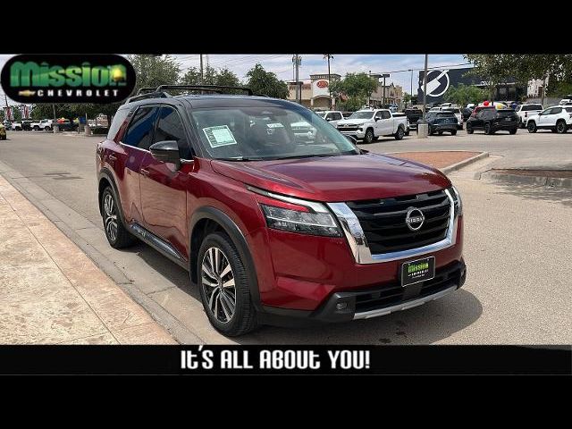 2022 Nissan Pathfinder Platinum