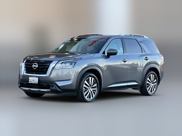 2022 Nissan Pathfinder Platinum