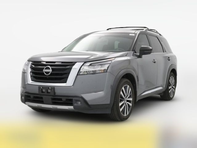 2022 Nissan Pathfinder Platinum