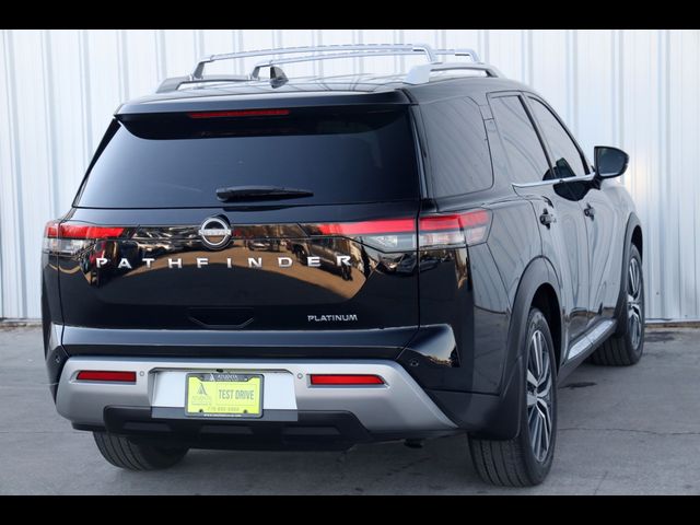 2022 Nissan Pathfinder Platinum