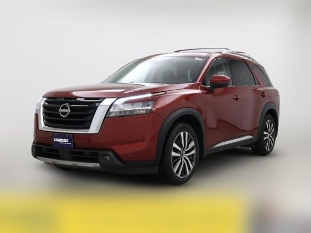 2022 Nissan Pathfinder Platinum