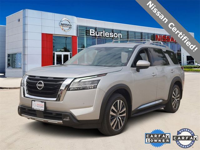 2022 Nissan Pathfinder Platinum