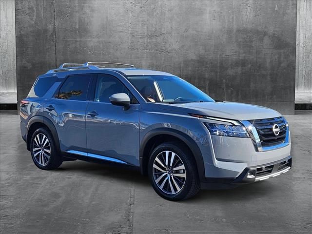 2022 Nissan Pathfinder Platinum