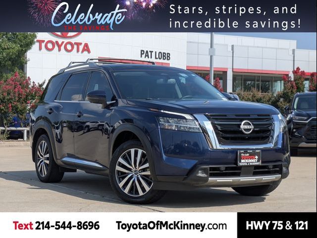 2022 Nissan Pathfinder Platinum