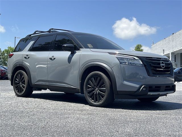 2022 Nissan Pathfinder Platinum