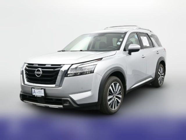 2022 Nissan Pathfinder Platinum