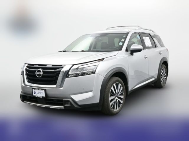 2022 Nissan Pathfinder Platinum