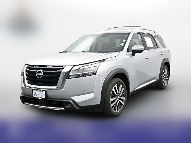 2022 Nissan Pathfinder Platinum