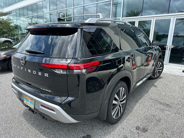 2022 Nissan Pathfinder Platinum