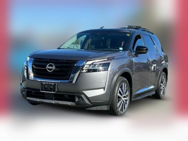 2022 Nissan Pathfinder Platinum