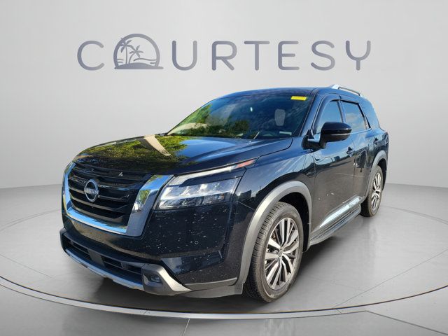 2022 Nissan Pathfinder Platinum