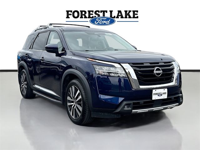 2022 Nissan Pathfinder Platinum