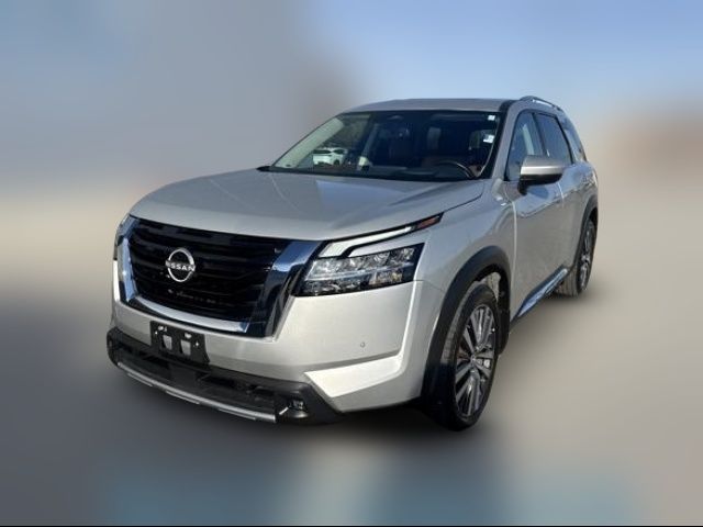 2022 Nissan Pathfinder Platinum