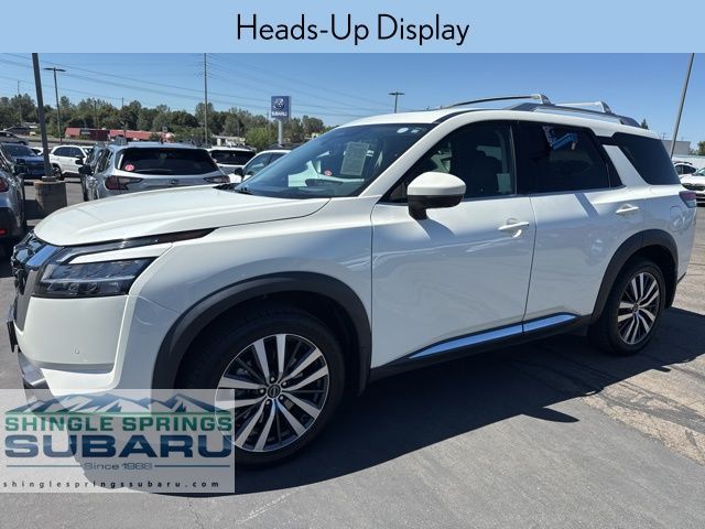 2022 Nissan Pathfinder Platinum