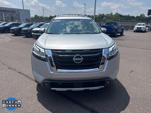 2022 Nissan Pathfinder Platinum
