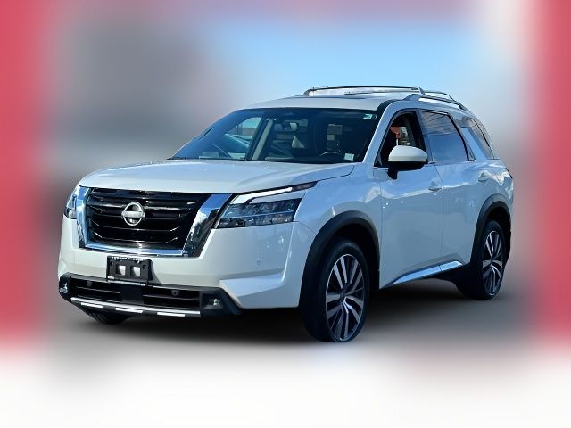 2022 Nissan Pathfinder Platinum