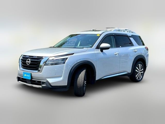 2022 Nissan Pathfinder Platinum