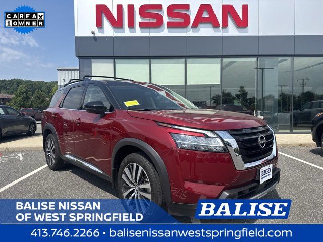 2022 Nissan Pathfinder Platinum