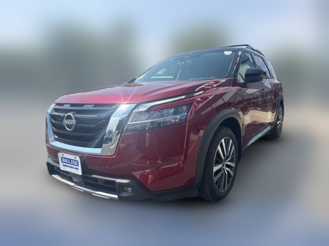 2022 Nissan Pathfinder Platinum