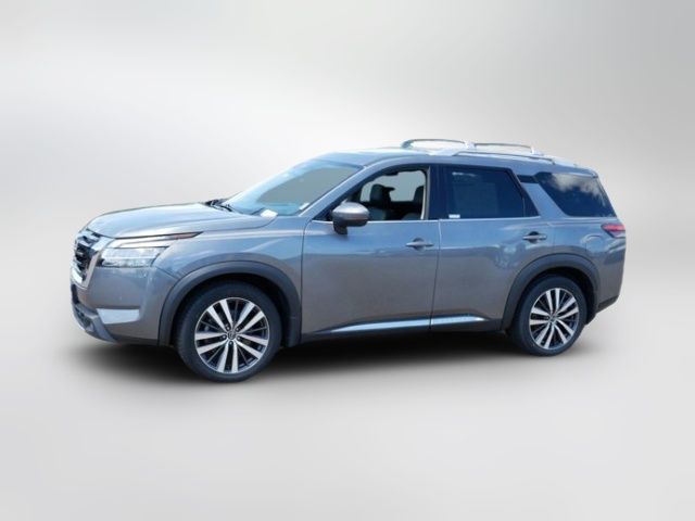 2022 Nissan Pathfinder Platinum