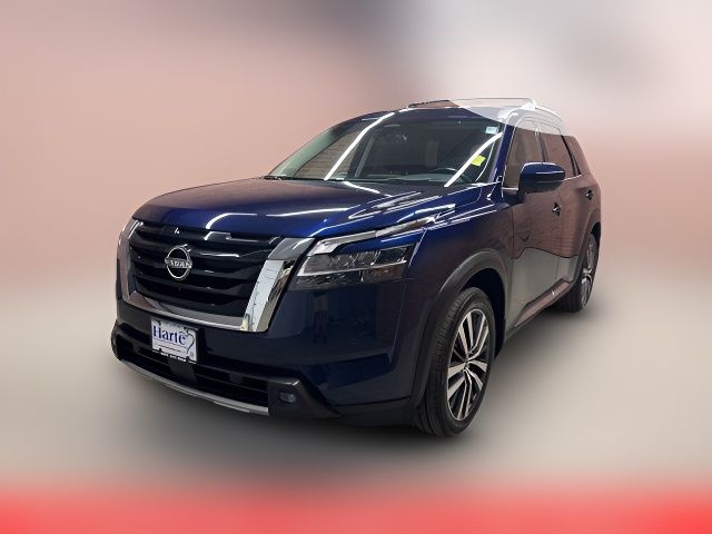 2022 Nissan Pathfinder Platinum