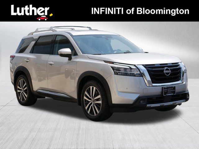 2022 Nissan Pathfinder Platinum