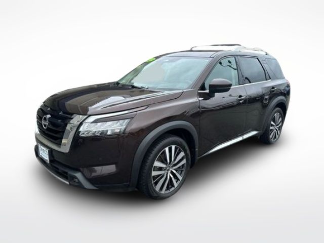 2022 Nissan Pathfinder Platinum