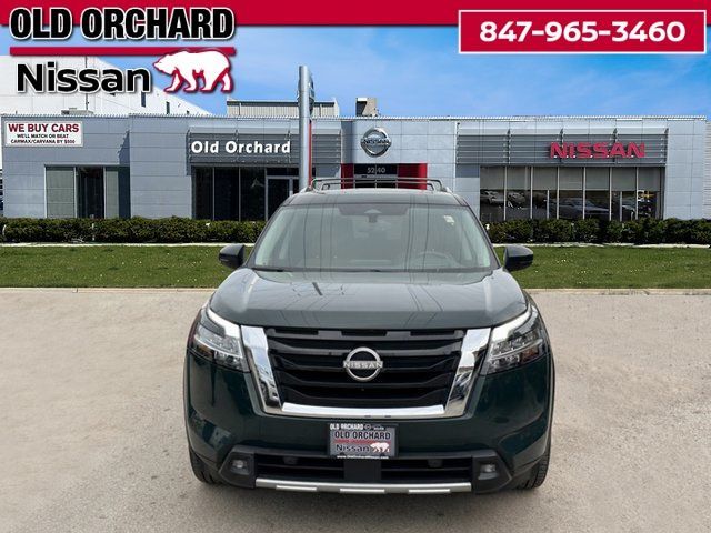 2022 Nissan Pathfinder Platinum