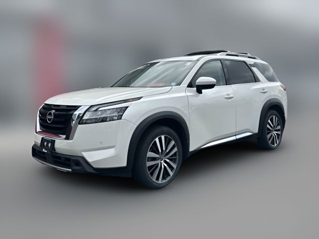 2022 Nissan Pathfinder Platinum