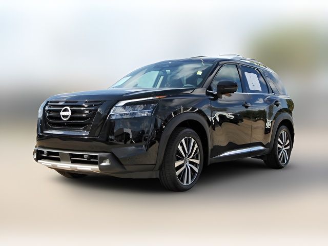 2022 Nissan Pathfinder Platinum