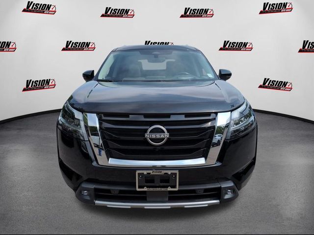 2022 Nissan Pathfinder Platinum