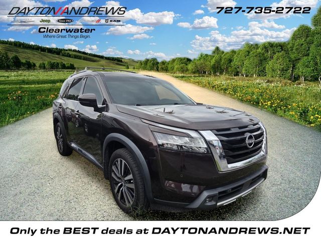 2022 Nissan Pathfinder Platinum