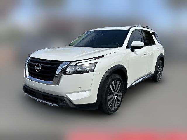 2022 Nissan Pathfinder Platinum