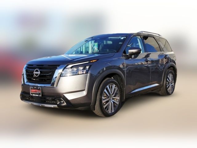 2022 Nissan Pathfinder Platinum