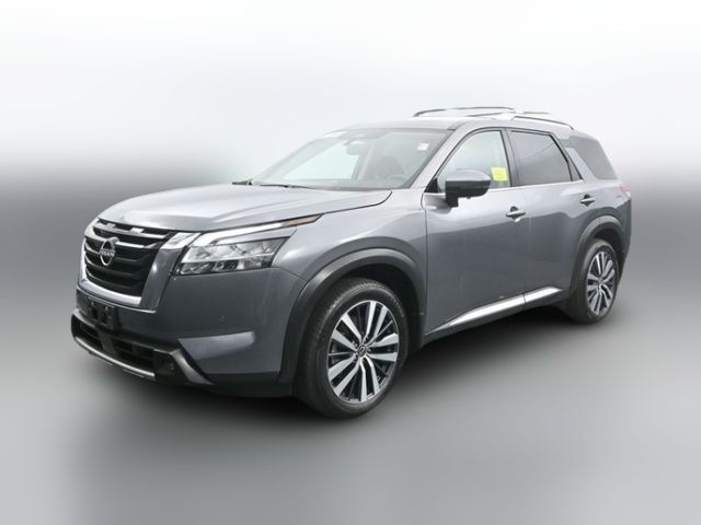 2022 Nissan Pathfinder Platinum