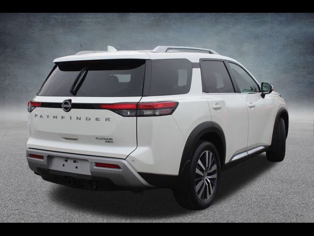 2022 Nissan Pathfinder Platinum