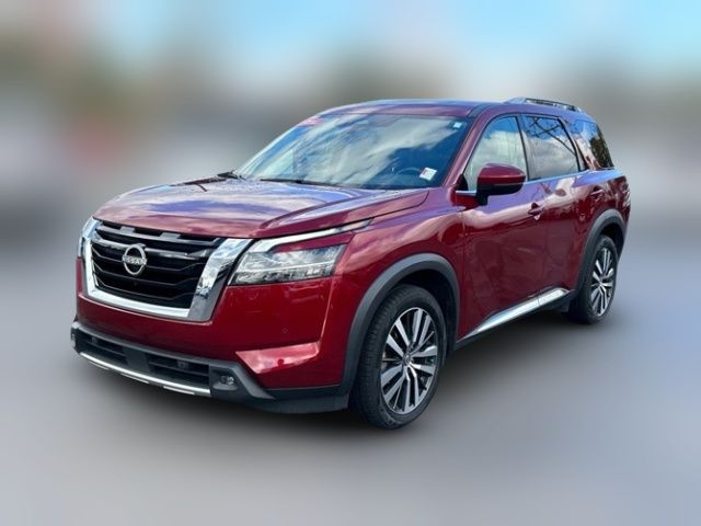 2022 Nissan Pathfinder Platinum