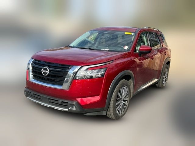 2022 Nissan Pathfinder Platinum